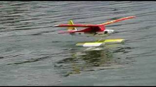 preview picture of video 'Multiplex Easycub IDROVOLANTE Volo sul Lago di Pusiano'