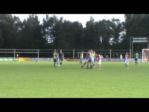 EMMEN B1 - d´Olde Veste B1 4-0 2de divisie D Slotfase wedstrijd