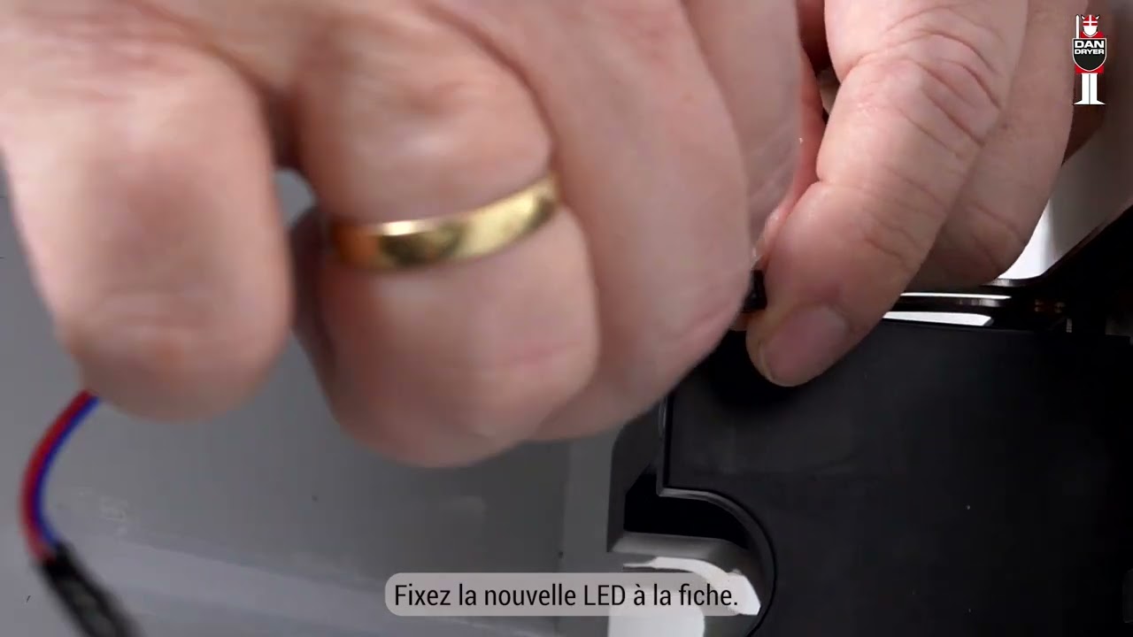 LOKI distributeur, savon mousse/désinfectant, RAL Classic au choix