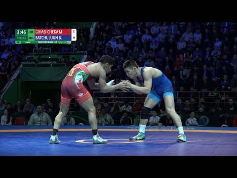 Round 1 FS - 65 kg: M. GHIASI CHEKA (IRI) v. B. BATCHULUUN (MGL)