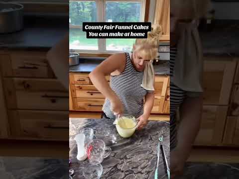 COUNTY FAiR FUNNEL CAKE RECiPE YOU CAN MAKE AT HOME 😋 #justthebells10 #funnelcake #cooking #snacks