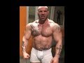 BIG MAX HILTON LIFTS AND POSES