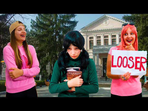 S-au Râs de noua lor Colega / Pâna la urma Devine Printesa Scolii / Toate Episoadele