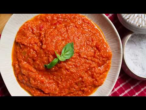 How to Make Marinara Sauce - Easy Gluten-Free Homemade Tomato Sauce Recipe!