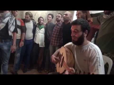 فرقة طريق الخبز تختتم عرضها المسرحي بأغنية موطني