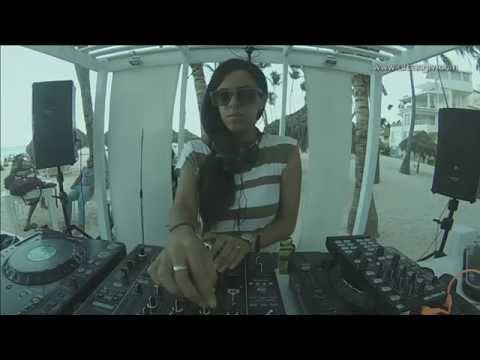 Brenda M @ Soles Bar - Bávaro