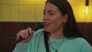 Superduett i Benjamin&#39;s TV4 | Miriam Bryant &amp; Molly Sandén | &quot;Blåmärkshårt (Mi amor)