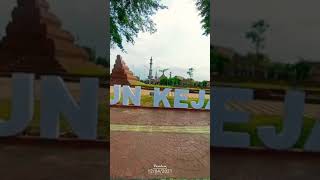 Download lagu Alun-alun Kejaksaan 𝓴𝓸𝓽𝓪 𝓒𝓲𝓻𝓮𝓫𝓸𝓷.        02 April 2021 mp3