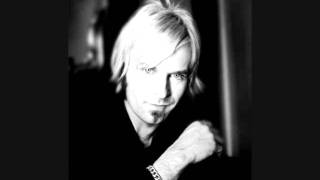 Kevin Max   Just An Illusion