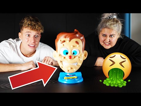 Sandra & Luca drücken Pickel aus 🤢