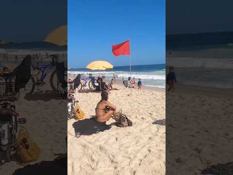 🇧🇷 İpanema Beach Brazil🌴