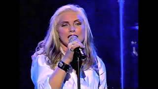 Blondie - Under The Gun (Live Madrid 1999)
