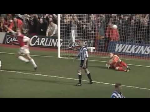 Dennis Bergkamp Goals + Assists 1997/1998