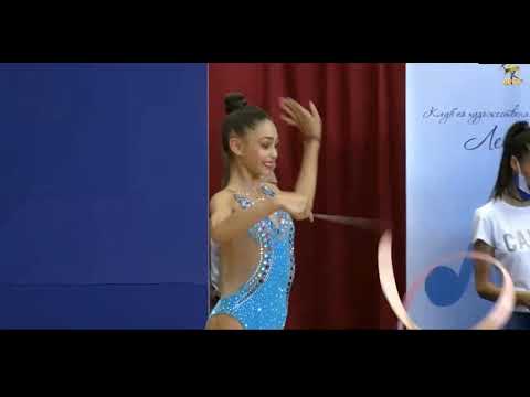 Radina Tomova Ribbon