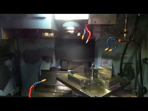 2001 MATSUURA MC-550VX Vertical Machining Centers | Murphy Machinery (4)