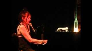 Lisa Germano - 09 - The Moon Palace + Pearls @ Panic Jazz Club, Marostica (VI) - 7 April 2013