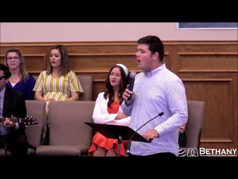 Marius Costea - Cobori, Isuse, între noi