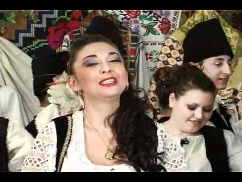 Ionela Iova - Trandafir imbobocit.