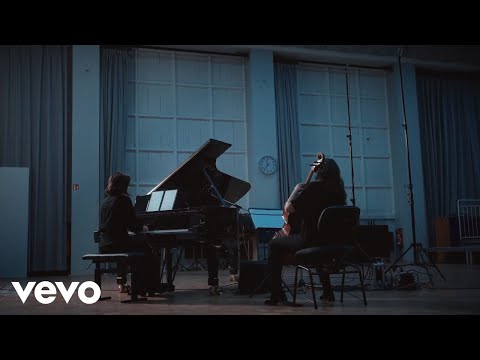 Olivia Belli, Raphaela Gromes - Laertes