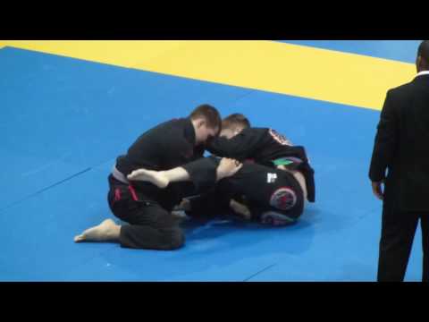 Taylor Pearman vs Rokas Narusevicius  - IBJJF European Open 2016 - Purple Adult - Middle