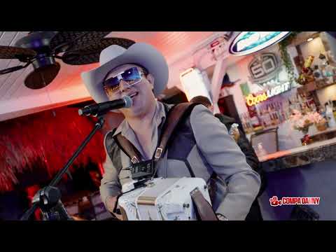 Salo Venegas - Tu Nuevo Cariñito (En Vivo)