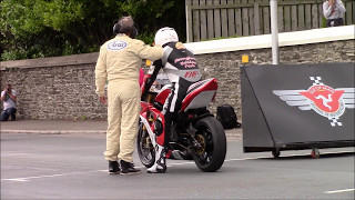 2016 650cc Super-Twins and Lightweight Manx Grand Prix Race Grid and Startline.