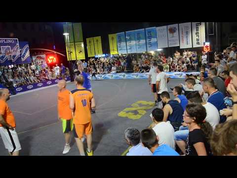 VIVA 3x3 STREETBALL PRNJAVOR 2017:   Mesnica Leburic - Mesnica Prima (18 - 17)