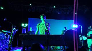 They Might Be Giants - They&#39;ll Need a Crane (Philadelphia, 4/5/2013)