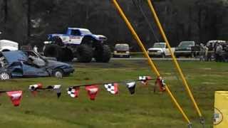 preview picture of video 'Bigfoot in Summerfield 4/2014 @ M&M Tire Crushing Cars Part 1'