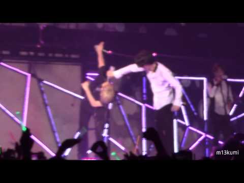 140622 SHINee World 3 Jakarta Stand by me