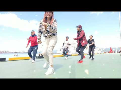 Goyang Jamilah Weta Zin Evhy Dmers , D'mers Echy, Desi , Wiin & Vani ..Choreo by Zin Evhy Dmers