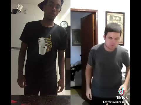 Chegando no molejo kkkk joga pro corola