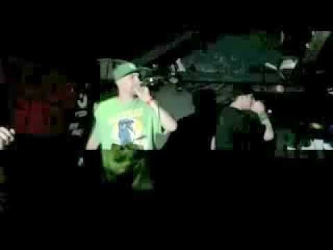 Live - Versus Klika  i  Artekfaktem -  Peterborough 8-10-2011