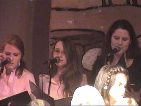 Lenka Švestková- sólistky Pražské konzervatoře sbor Mifun 16.12.2012  Club kino Černošice