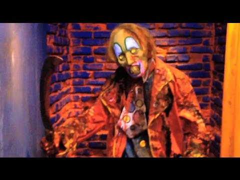 Clowns 3D haunted house preview at Halloween Horror Nights 2014, Universal Studios Hollywood