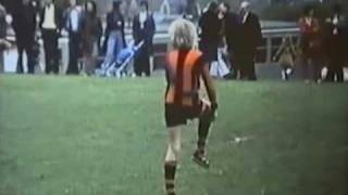 preview picture of video 'Harnham Junior School  1977  -  Six-a-side footbal'