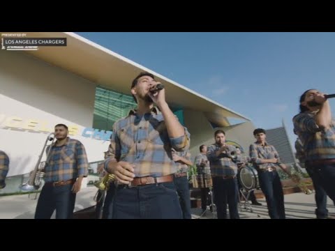 Chargers House Banda