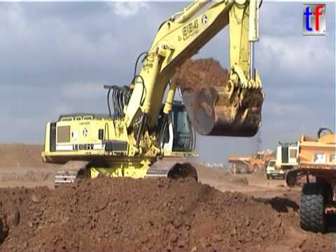 CAT 245D, 2x Liebherr R964B, Volvo A30C+D Dumper / Neue Messe Stuttgart, Germany, 16.09.2004.
