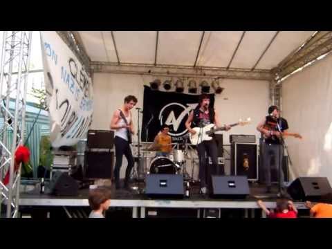 MODERN PETS @ Au Fest 2013