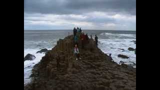 preview picture of video 'The Giants Causeway sea and waves'