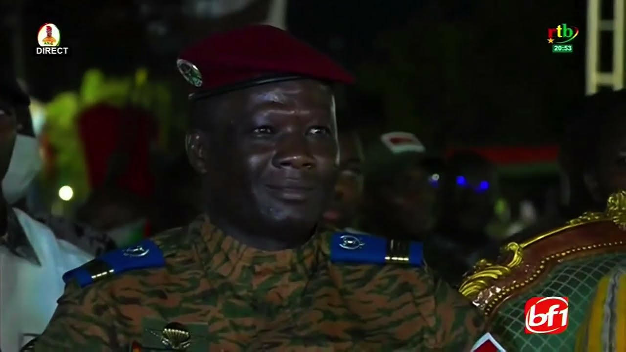 Nuit de la RPP : le Camarade Commandant Oumarou Yabré présent à la Place de la Révolution