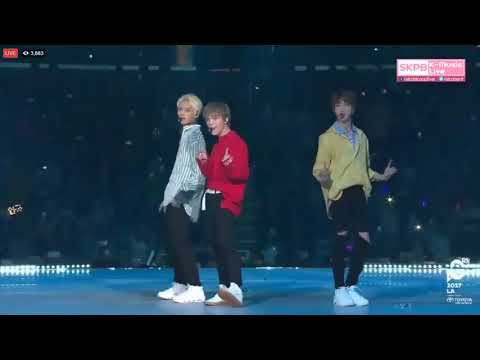 2017 KCON LA Seventeen(Performance Unit) - Swimming Fool