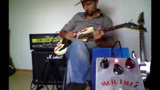 Video thumbnail for Guitar Fuzz Aramat Mojo by JokeAndRazz