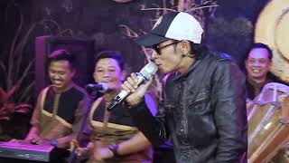Download lagu UJANG CHOPLOXS PIGURA CINTA mp3