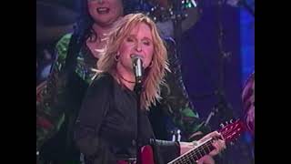Heart - Barracuda (feat. Wynonna Judd, Sheryl Crow &amp; Melissa Etheridge) Live at Women Rock 2000