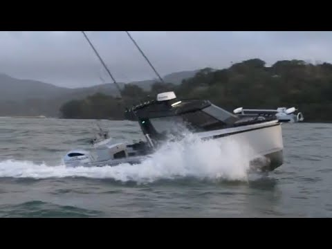 How does a plumb bow work