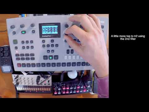 ANALOG 4 TUTORIAL 5 - External seq & pads 'viridian stream' VolcaKeys #SQ1 Koass Track from Scratch