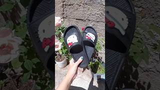 Chinelo slide nuvem Hello Kitty (Abrindo comprinhas com meu cachorro)