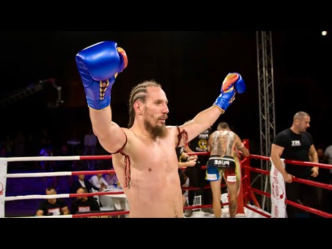 Kickboxul m-a ajutat sa fiu Curajos