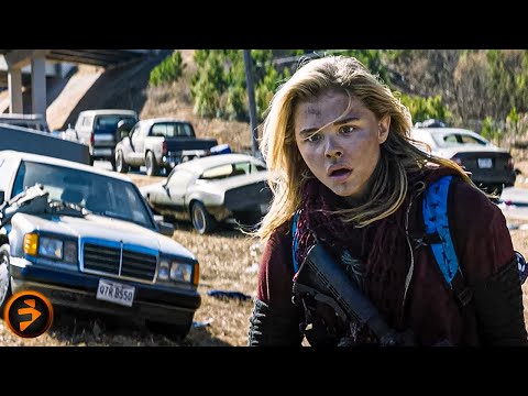 Chloe Grace Moretz Hides From Aliens | THE 5TH WAVE